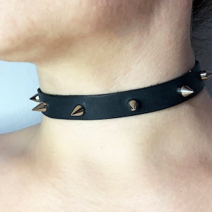 Leather choker necklace with spikes