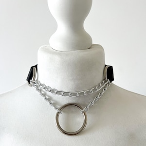 Leather choker necklace with chain and o ring; black, pink or red