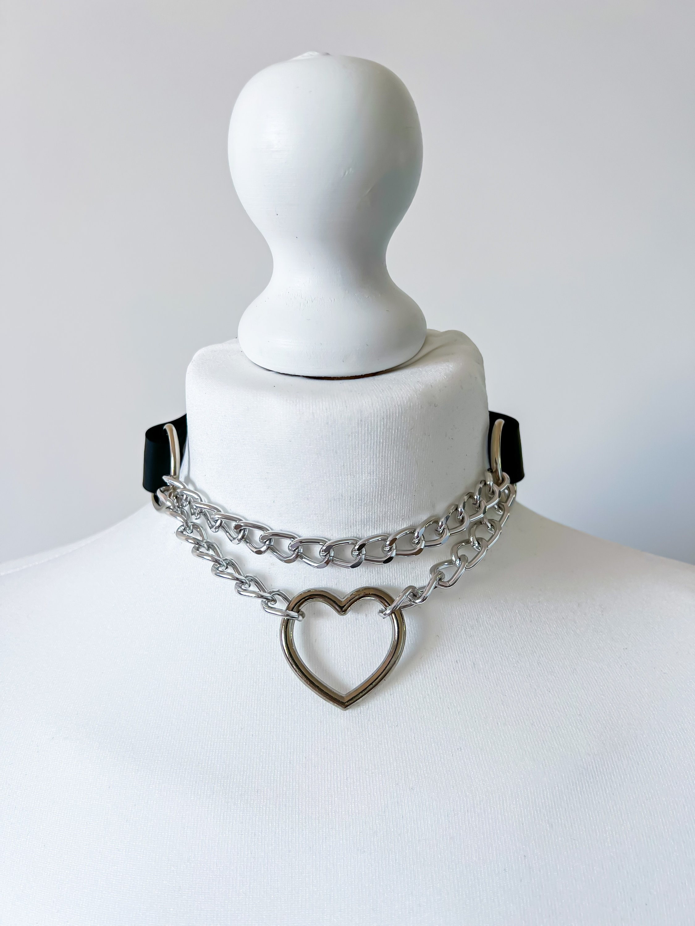 Leather Choker Necklace With Chain and Heart; Black, Pink or Red
