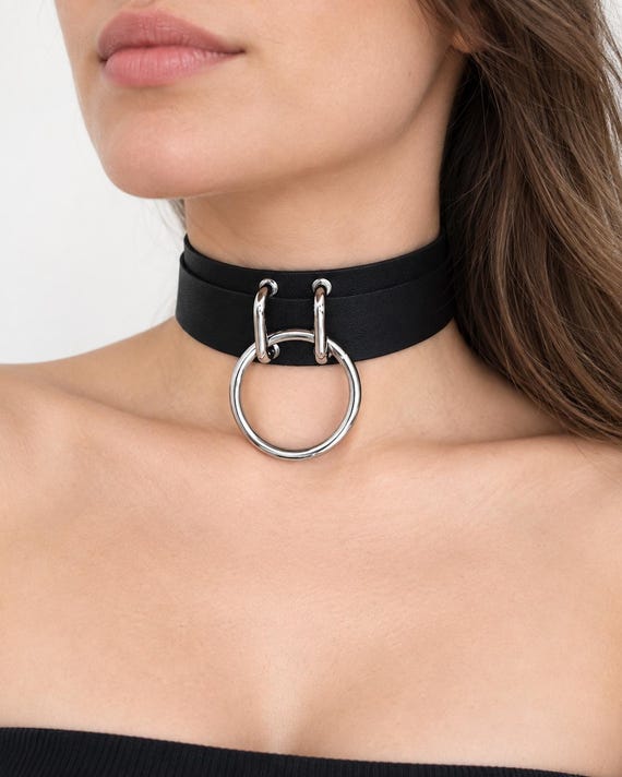 Black Leather Necklace Choker Collar With Leash - Etsy