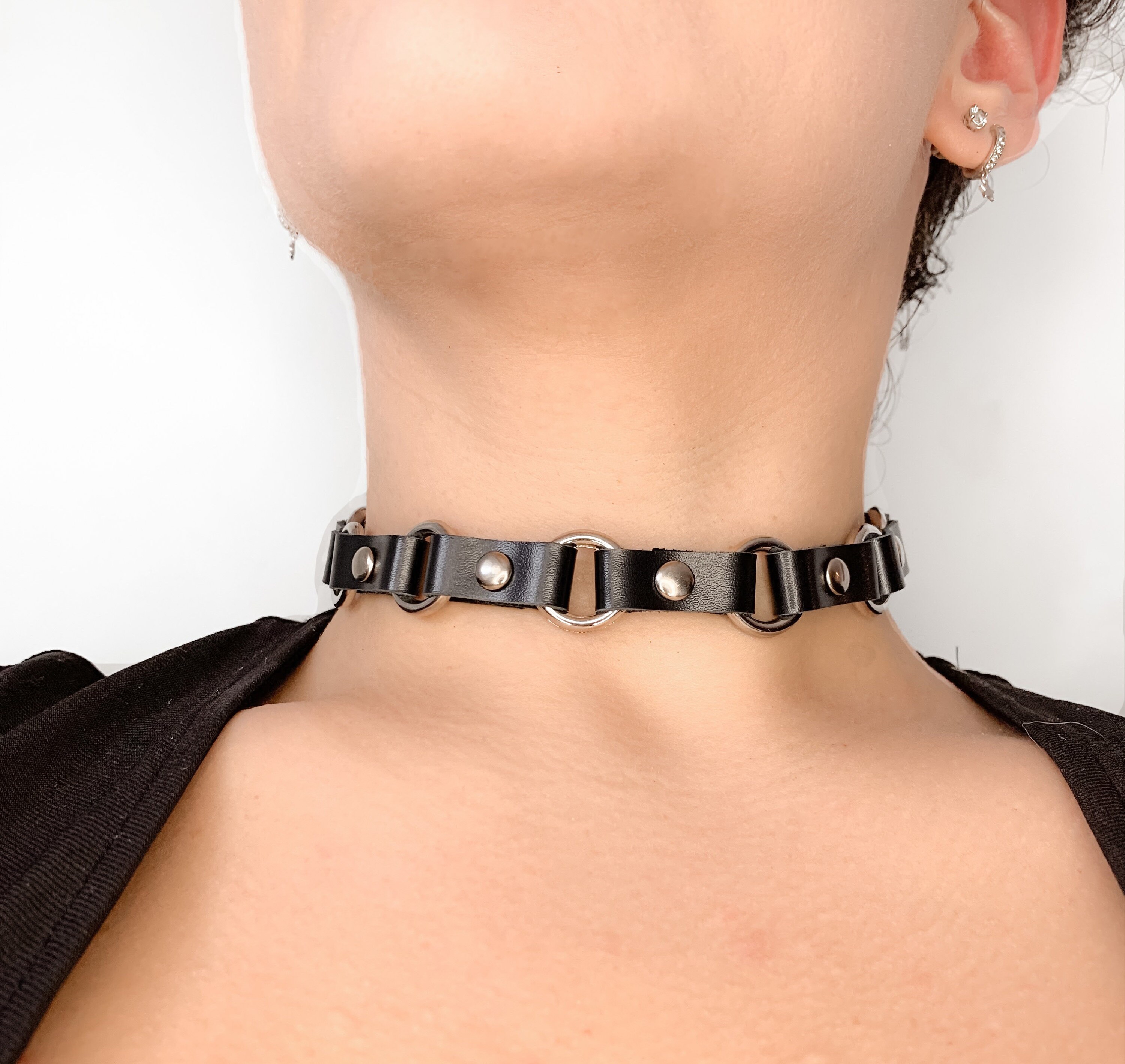 h'eres CETACEA LEATHER CHOKER ほぐれ NECKLACE