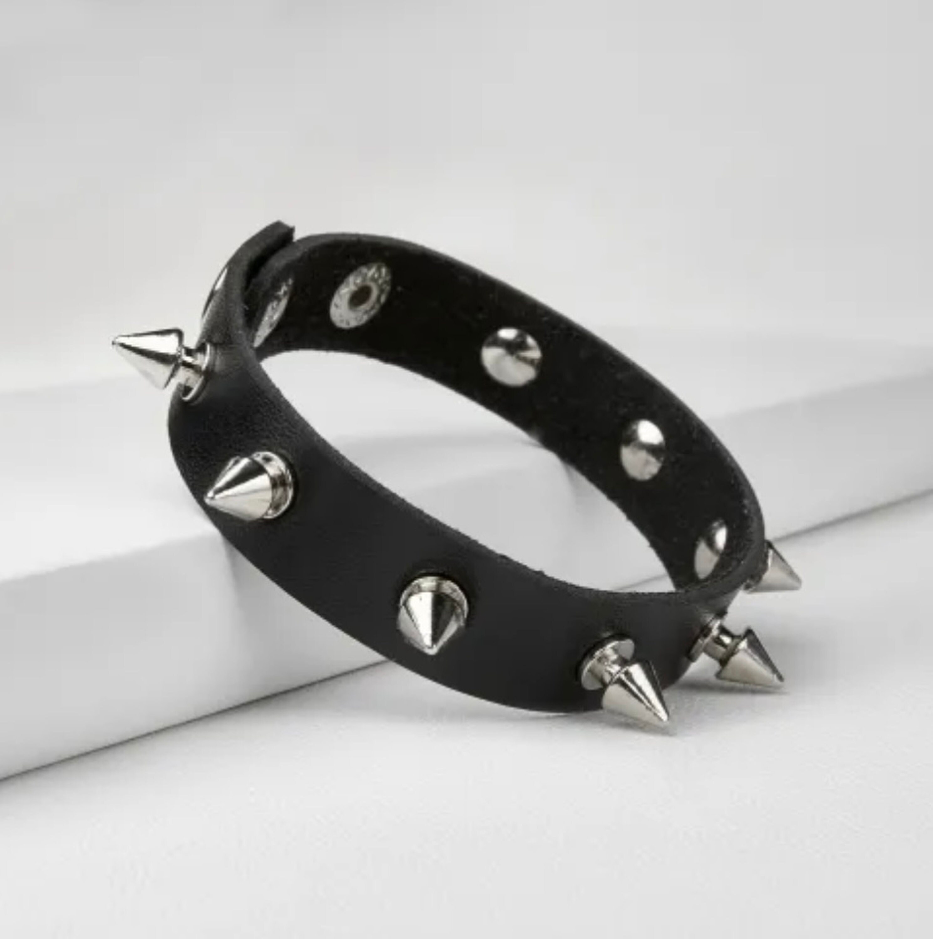 Spikes Bracelet - Etsy