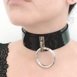 Patent breite Leder oder Ringkragenhalskette; o Ringkarabiner; Lederhalsband für Frauen; Choker Kragen