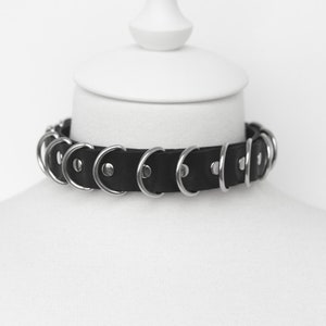 Leather collar necklace