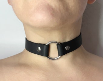 Leather o ring necklace choker 20mm with 30mm o ring, locking buckle option