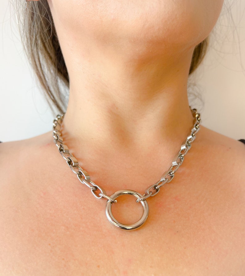 Chain choker with 25mm o ring image 1