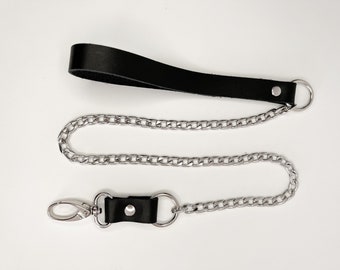 Leather leash  with chain and carabiner: black, red, pink, patent