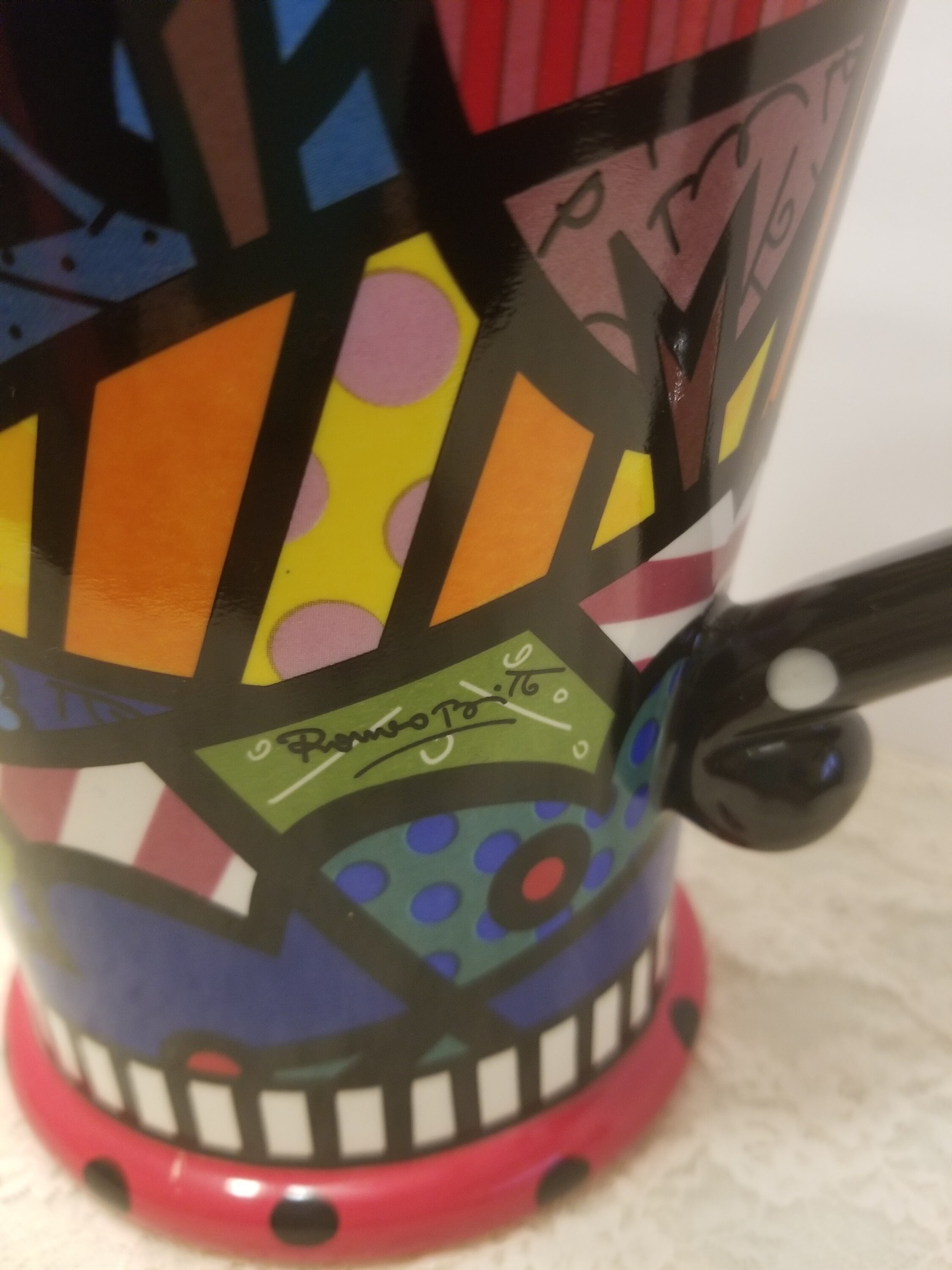 Romero Britto Giftcraft 14072 Home Design Full Size Artist