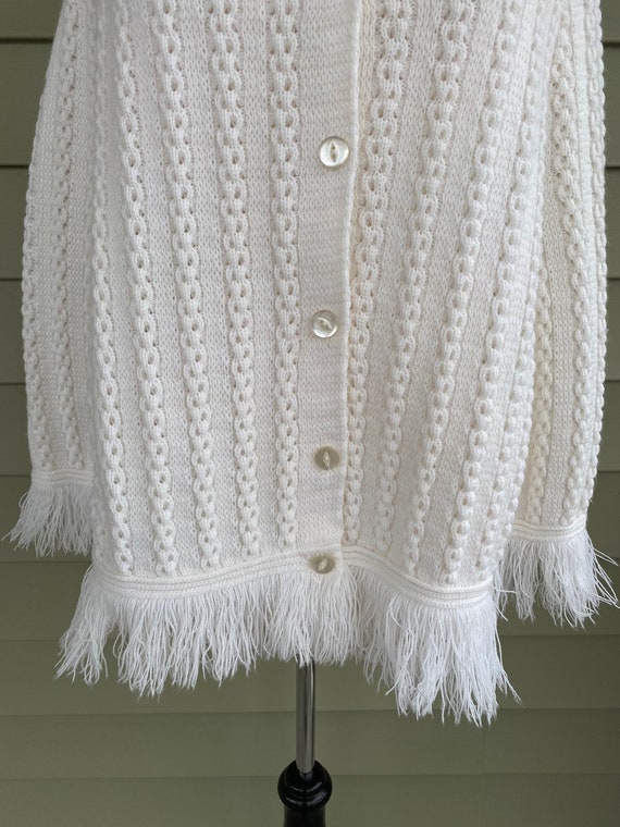 Vintage 70s Crochet Poncho/ Off White/ 1970s Ponc… - image 6