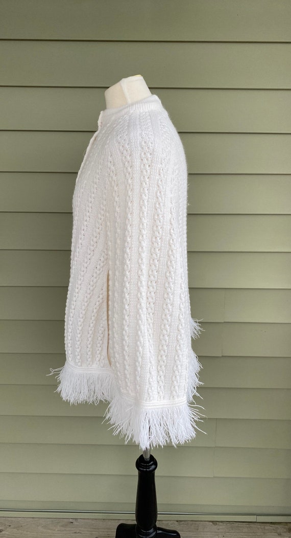 Vintage 70s Crochet Poncho/ Off White/ 1970s Ponc… - image 2