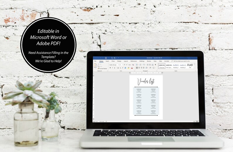 Op de afbeelding: Een laptopcomputer die een document met de titel "Leverancierslijst" in een Microsoft Word-venster weergeeft. Het document is een sjabloon voor het opsommen van leveranciers met kolommen voor naam, contactgegevens en notities. De tekst "Bewerkbaar in Microsoft Word of Adobe PDF! Hulp nodig bij het invullen van de sjabloon? We helpen je graag!" is zichtbaar op het scherm.
