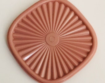 Tupperware Rose Lid Magnet