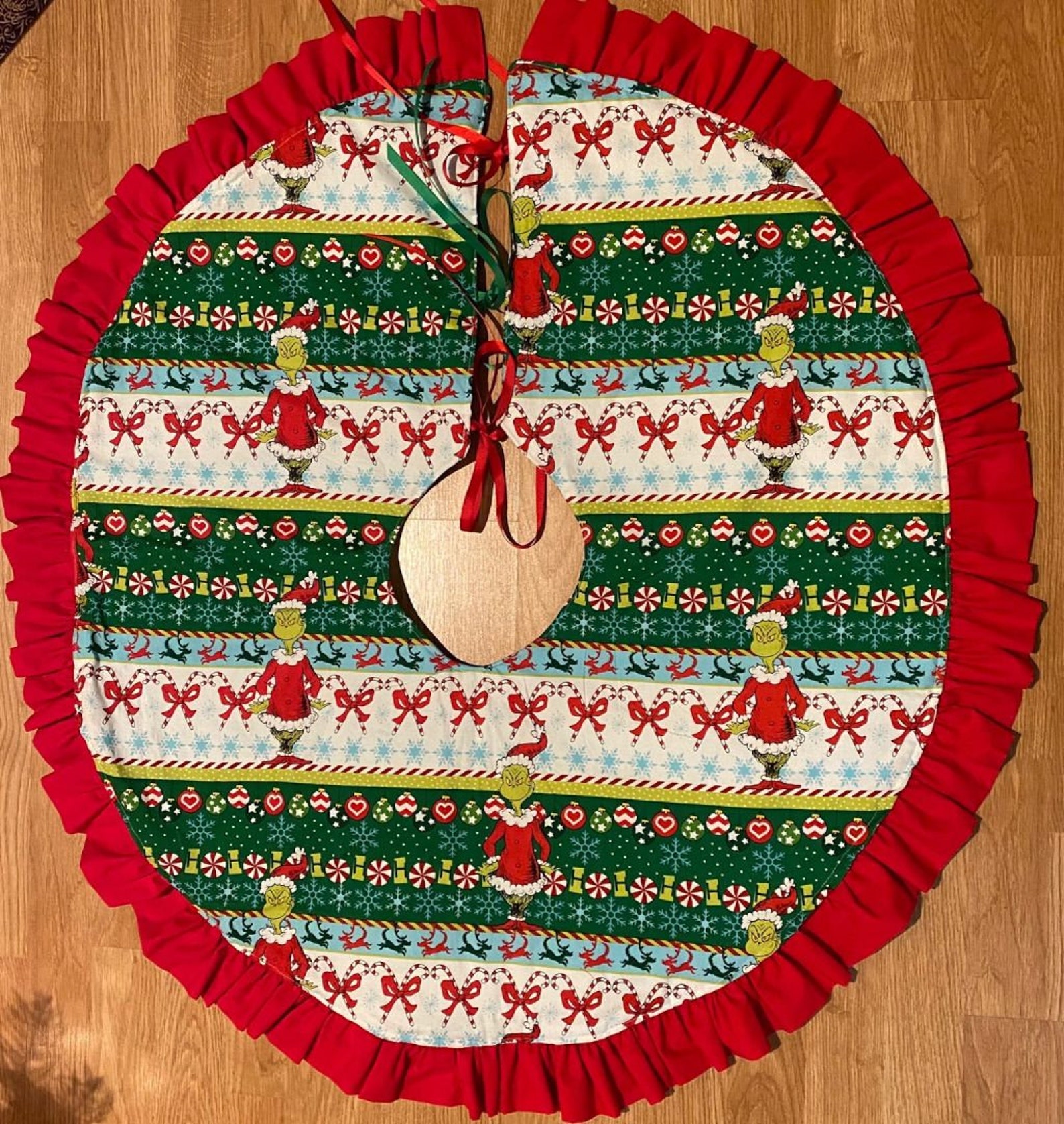 The Grinch Reversible Christmas Tree Skirt Etsy