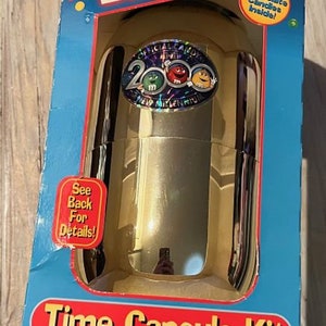 M&M's 2000 Time Capsule Kit 限定版レア Rare M&M's 2000 Time Capsule Kit New In Box Unopened Limited