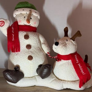 2004 Hallmark Jingle Pal Snowman