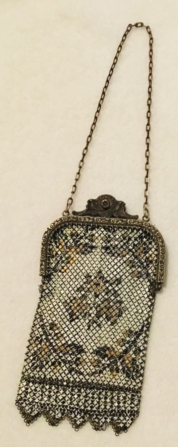 Antique Mandalian MFG. Co. Mesh Purse