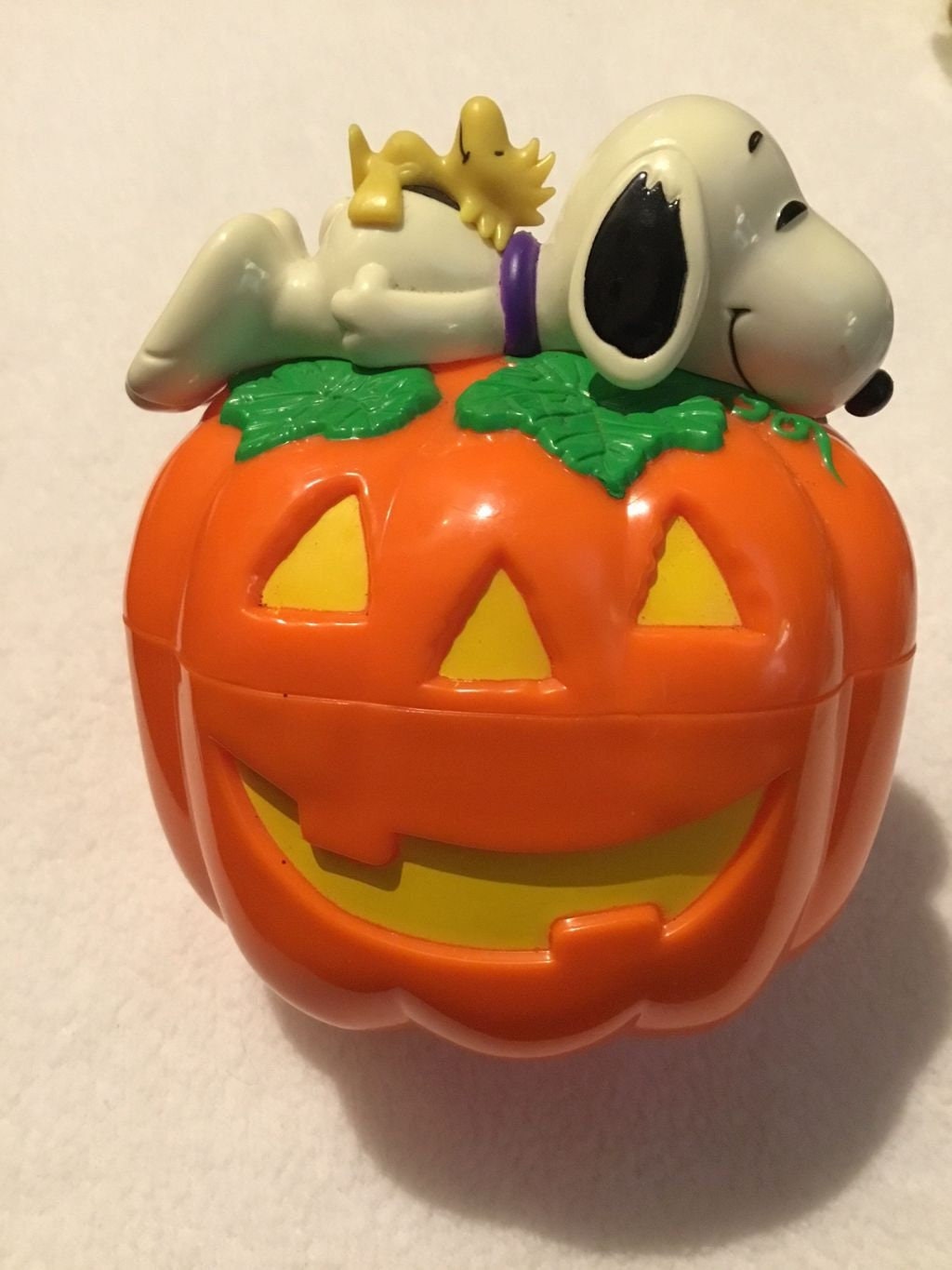 Peanuts Whitman's Candies Snoopy Trick or Treat Figures Halloween Candy  Boxes