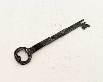 Antique Wrought Iron 5.75" Hand Forged Skeleton Key/Skeleton Key/Large Antique Key