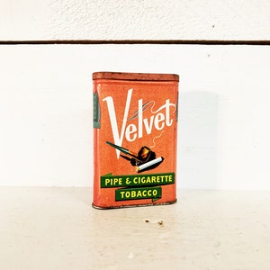 Velvet Pipe and Cigarette Tobacco Vintage Tin from Liggett & Myers Tobacco Co. St. Louis, MO. Farmhouse Kitchen Collectible Tobacco Tin