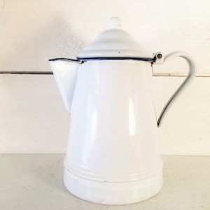 Mid Sized White and Blue Trimmed Enamelware Kettle/Farmhouse Kitchen White Enamelware Coffee Pot/Shabby Chic White and Blue Enamel Kettle