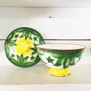 Vintage Brightly Painted Enamelware Covered Dish Pedestal Bowl Covered Enamel Pedestal Bowl