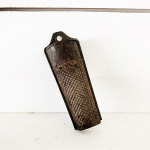 Vintage Hanging Nutmeg Grater Rustic Nutmeg Keeper Vintage Kitchen Tools and Gadgets Old Grater