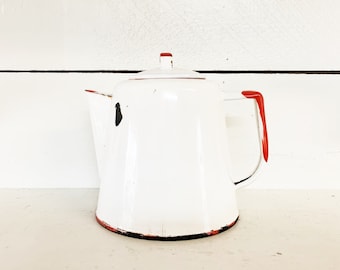Small Rustic White and Red Trimmed Enamelware Kettle/Farmhouse Kitchen Decorative Enamelware Tea Pot/Shabby Chic Enamelware/Coffee Maker
