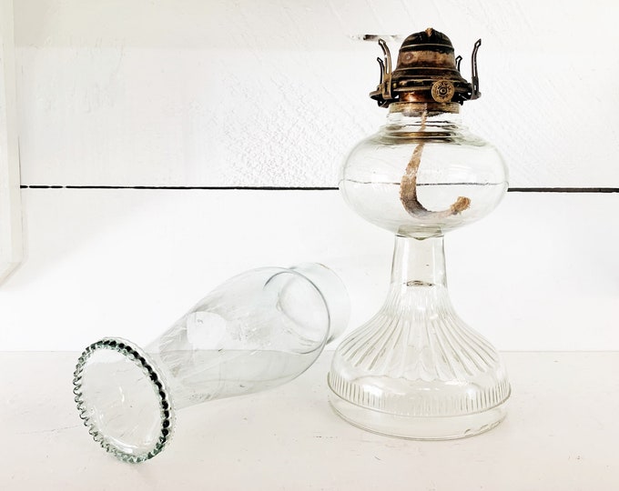 Antique Scovill Pedestal Kerosene Oil Lamp/kerosene Lamp/kerosene Clear Glass Pedestal Oil Lamp