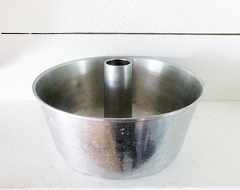 Vintage zwei Stück Aluminium Engel Essen Kuchenform / Aluminium 2 Stück Bundt Kuchenform / 10 "Durchmesser Engel Essen Kuchenform / Vintage Backformen