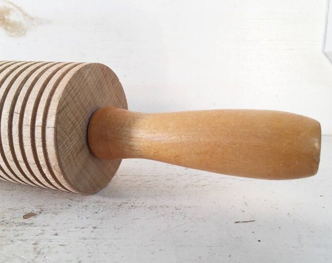 Wooden Grooved Rolling Pin/farmhouse Kitchen Grooved Wooden Solid and