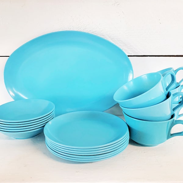 19 Piece Vintage Set of Melamine Turquoise Blue Cups, Bowls, Small Plates and Serving Platter/Vintage Allied Chemical Picnic/Snack Set