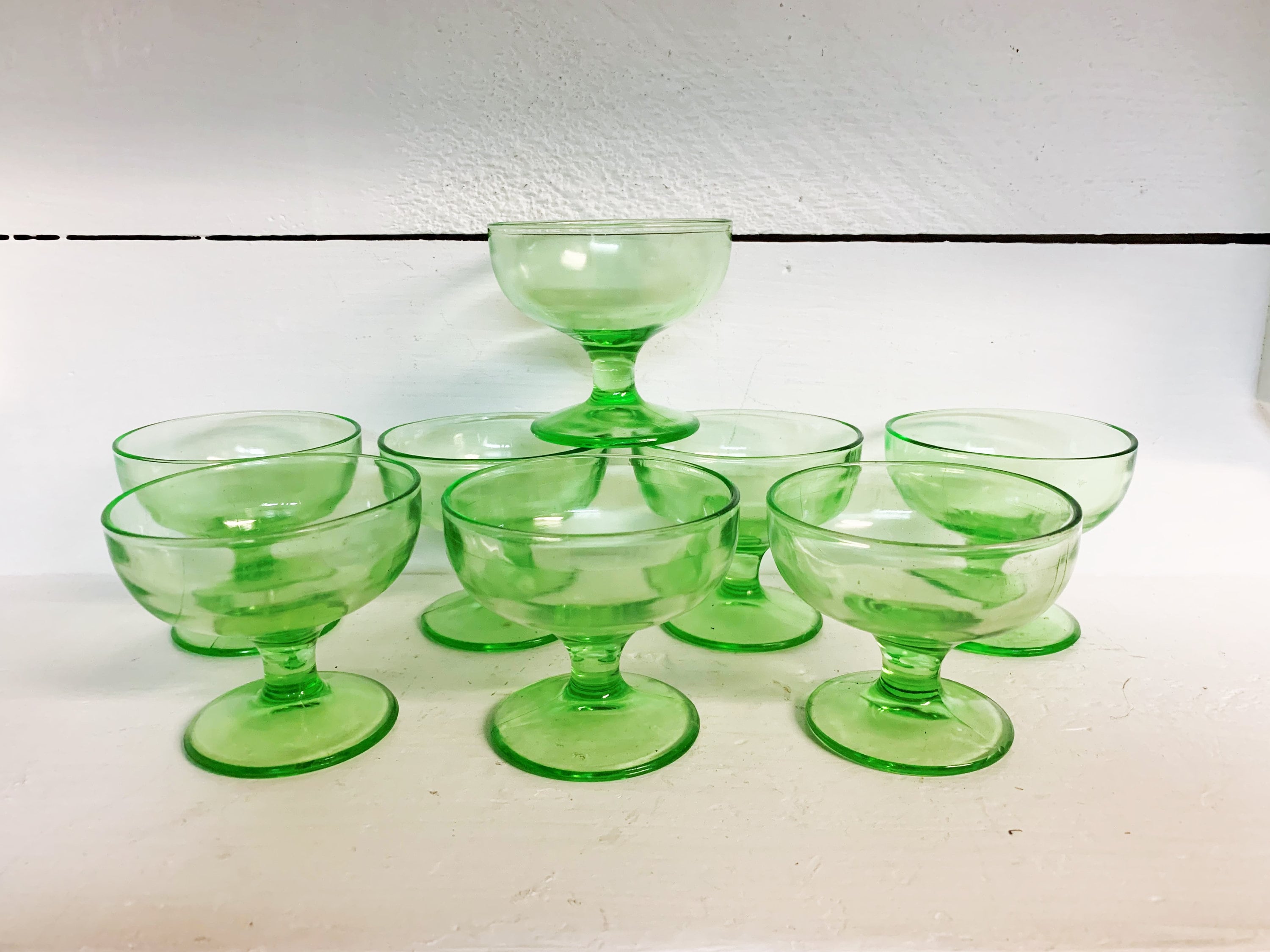 ヴィンテージグリーンウランガラス脚付きデザートシャーベットカップ8