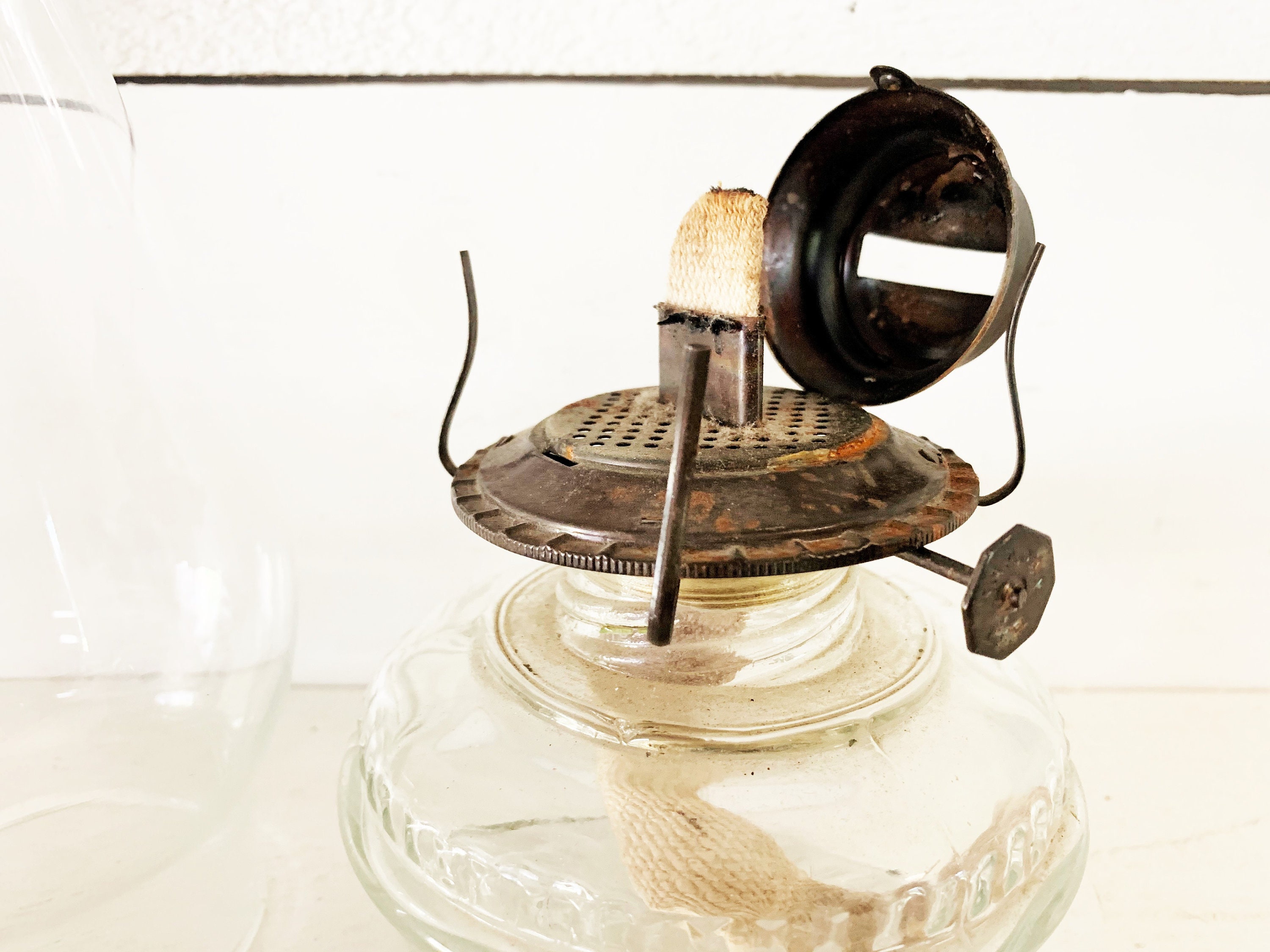 Antique Kaadan LTD Co. Kerosene Oil Lamp/kerosene Etsy