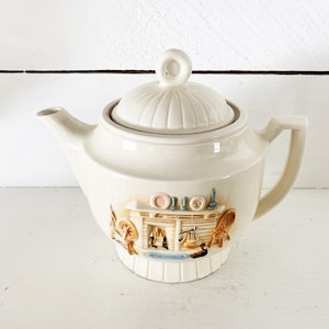 Antique Ceramic Crazing Chippy Porcelain Teapot with Hearth Room Design Farm Kitchen Cabin Teapot Large Teapot