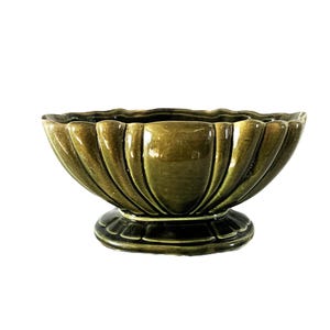 Macetero de pedestal de cerámica vintage color verde aguacate, maceta clásica vintage retro de cerámica, maceta de interior verde ovalada con pedestal.