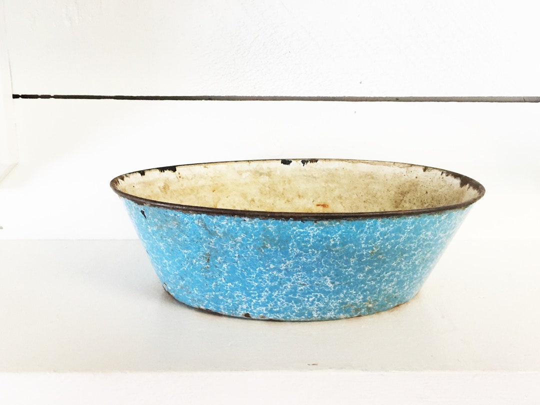 Rustic Vintage Oval Shaped Blue Spatterware Enamel Bowl/does Not Hold ...