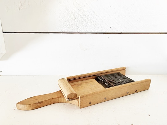Primitive Wood & Steel Handheld Slicer/mandolin/farmhouse Kitchen Antique  Wooden Cheese/veggie Slicer/wooden Hand Tools/gadgets 
