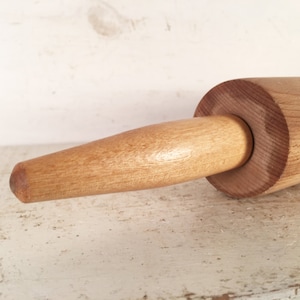 Traditional Classic Farmhouse Kitchen Vintage Wooden Rolling Pin/Long Handled Vintage Wooden Smooth Rolling Pin/Shabby Chic Baking Tools