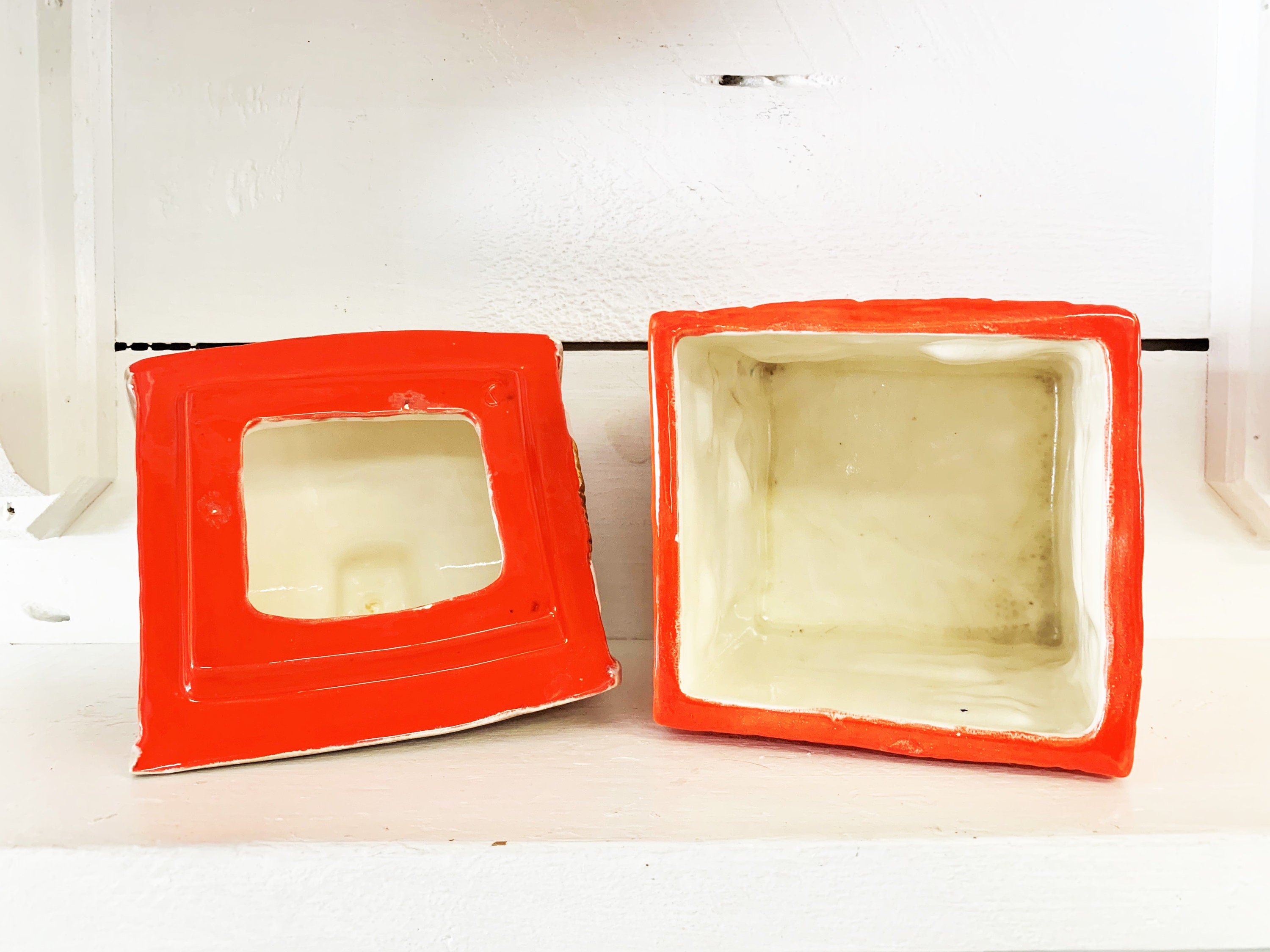 Contenitore Per Biscotti A Forma Di D20 - Cubo In Ceramica Rossa | Design Per Appassionati Di Giochi Di Ruolo - Foto 4