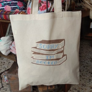 Sac de livre Désolé, je suis réservé, cadeau pour ami, sac en toile avec citation, sac à bandoulière pour livres, art au pochoir image 3