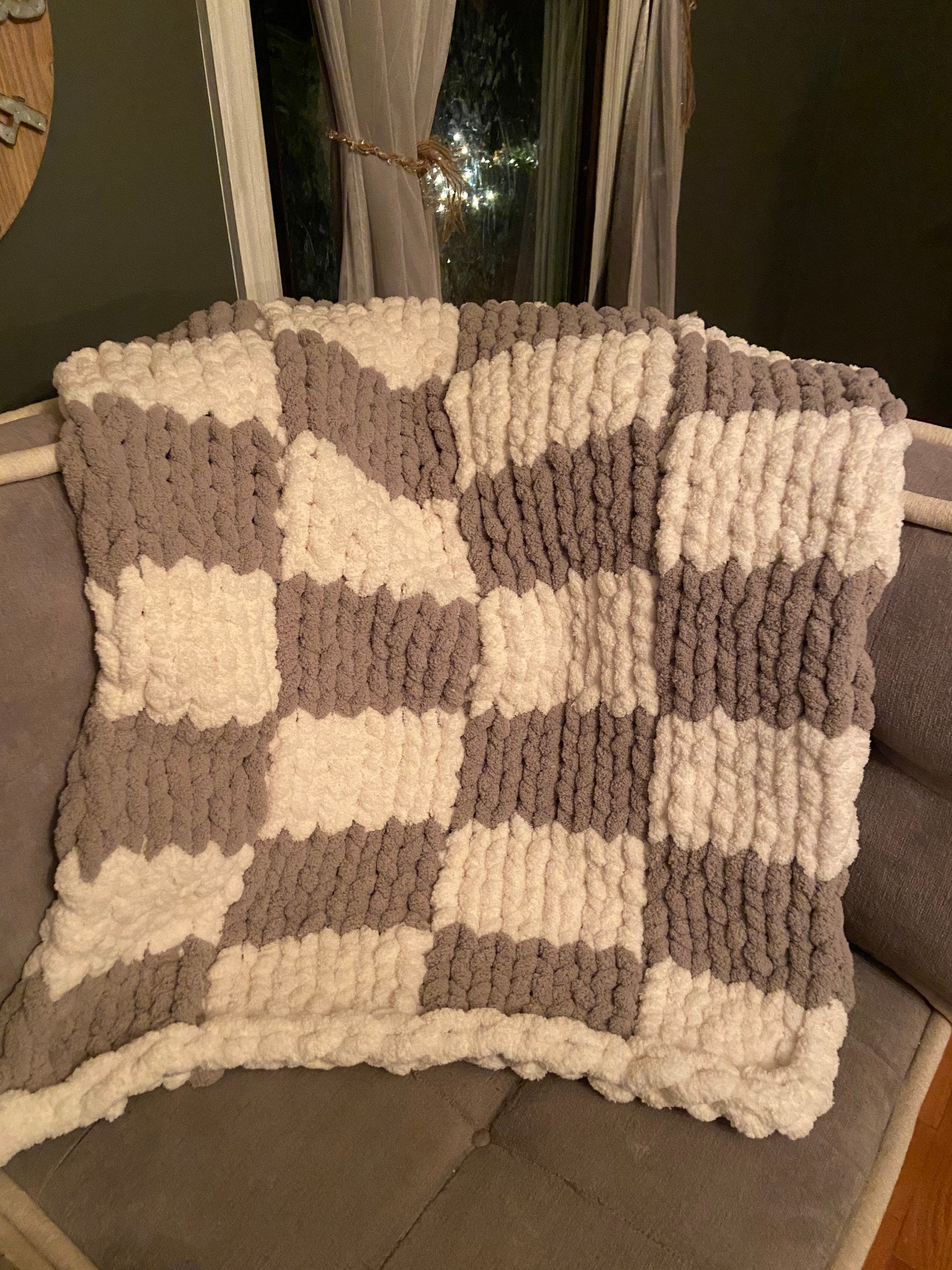 New Item. Chunky Yarn Blanket Checker pattern super cozy Etsy