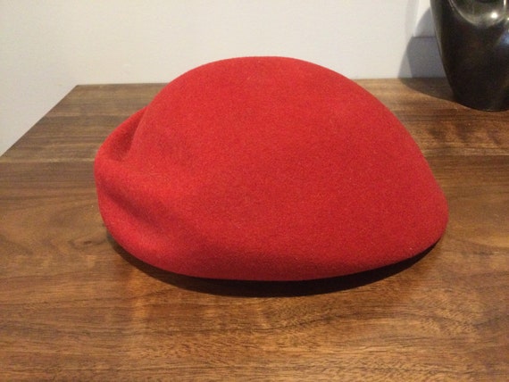 Red Fascinator Hat - image 3