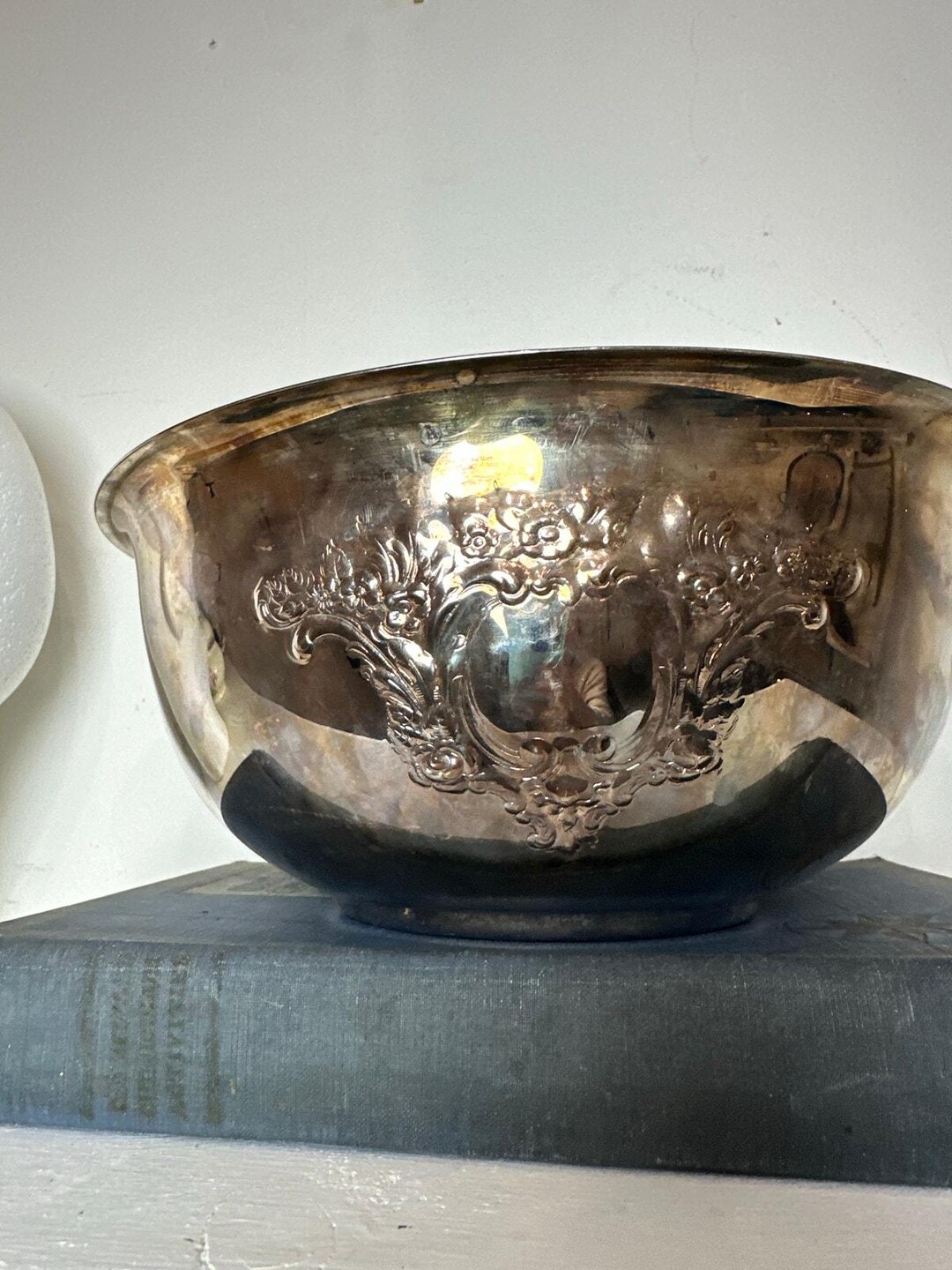 Large Wallace Style Silver Plate Punch Bowl 524 Decorative Vine Wreath ...