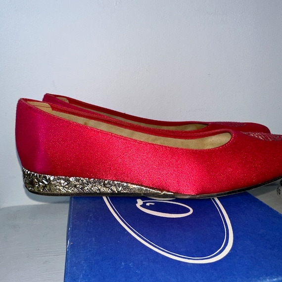 Rare Vintage OOmphies China Doll Red Gold Slipper… - image 1