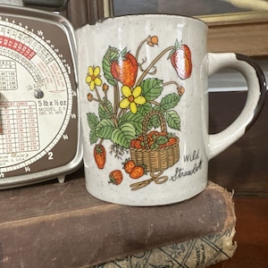 Vintage Wild Strawberry Coffee Mug Cup Ceramic Cottagecore Cottage Style