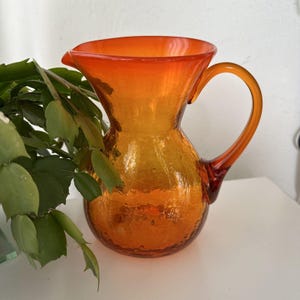 Vintage BLENKO Crackle Hand Blown Art Glass Tangerine/ Amberina Pitcher w Handle