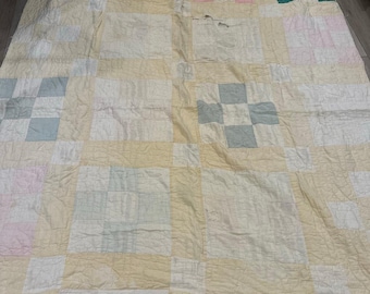 Colcha vintage de colores pastel / pieza rosa verde amarillo blanco