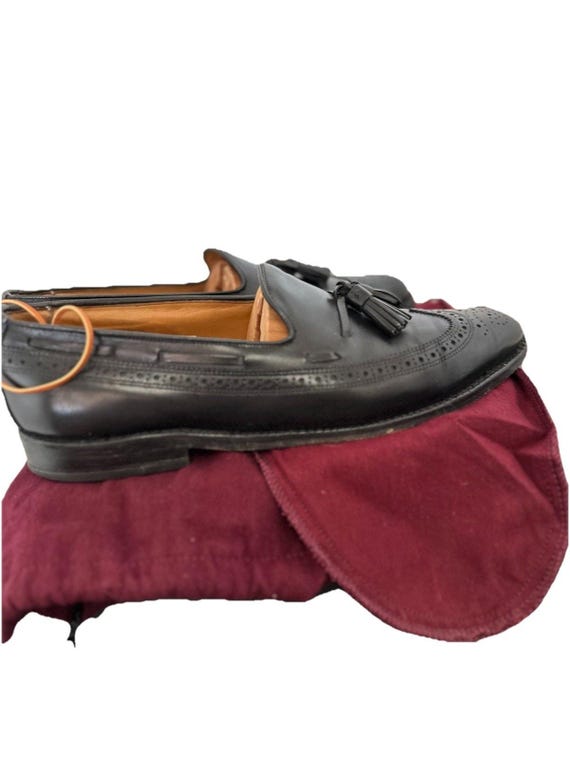 Allen Edmonds Manchester Black Wingtip Loafer Tassel 8507  display picture 3