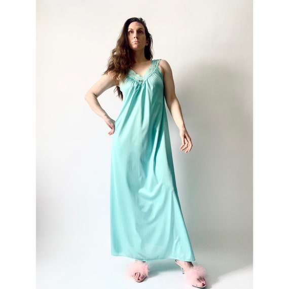 Vanity Fair nightgown vintage 1970s mint green la… - image 1