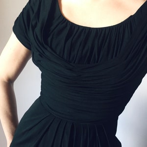 1950s dress vintage 50s ruched bodice draped skirt fitted dress w24 lbd image 3